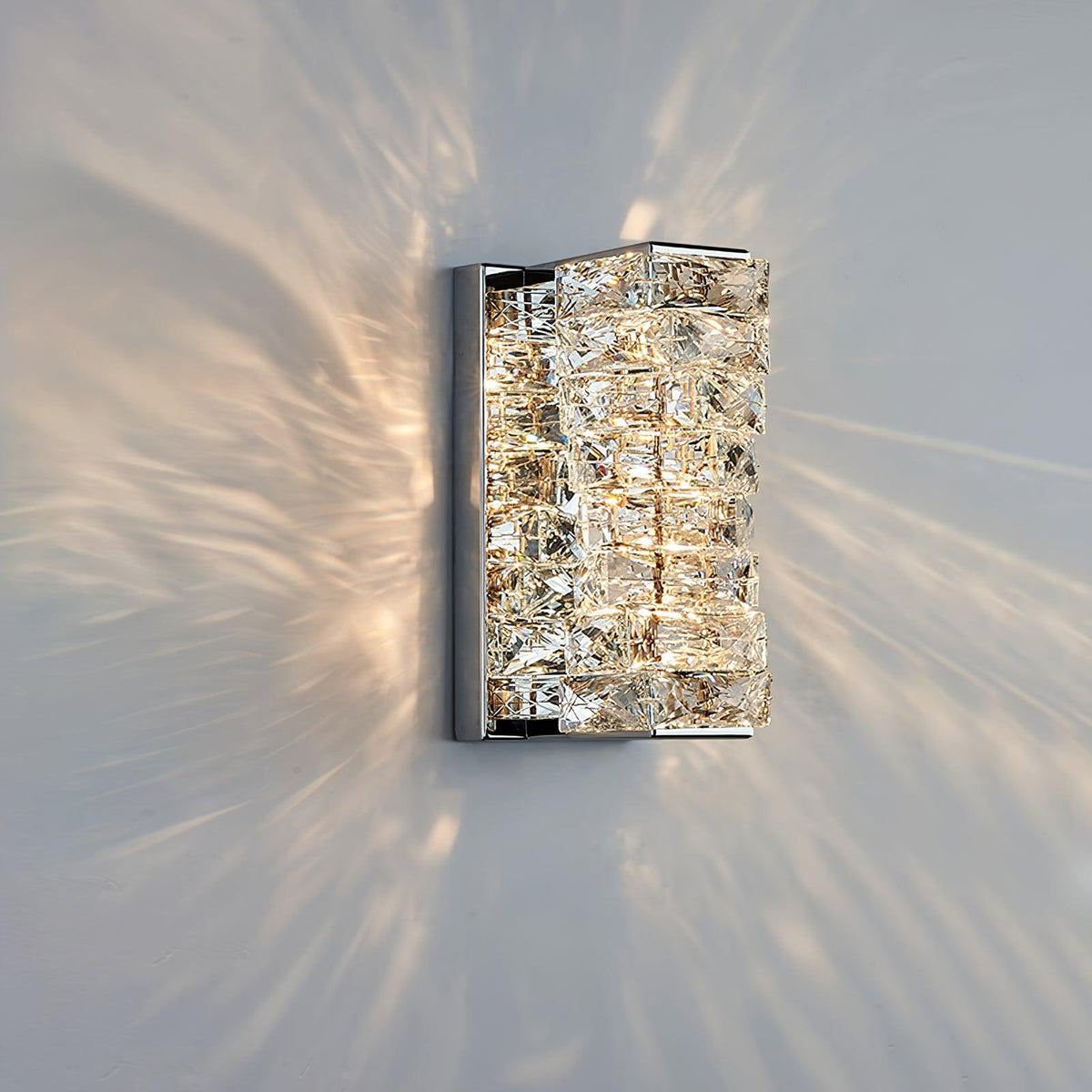 Ilvelia Postmodern Luxury Crystal Wall Light