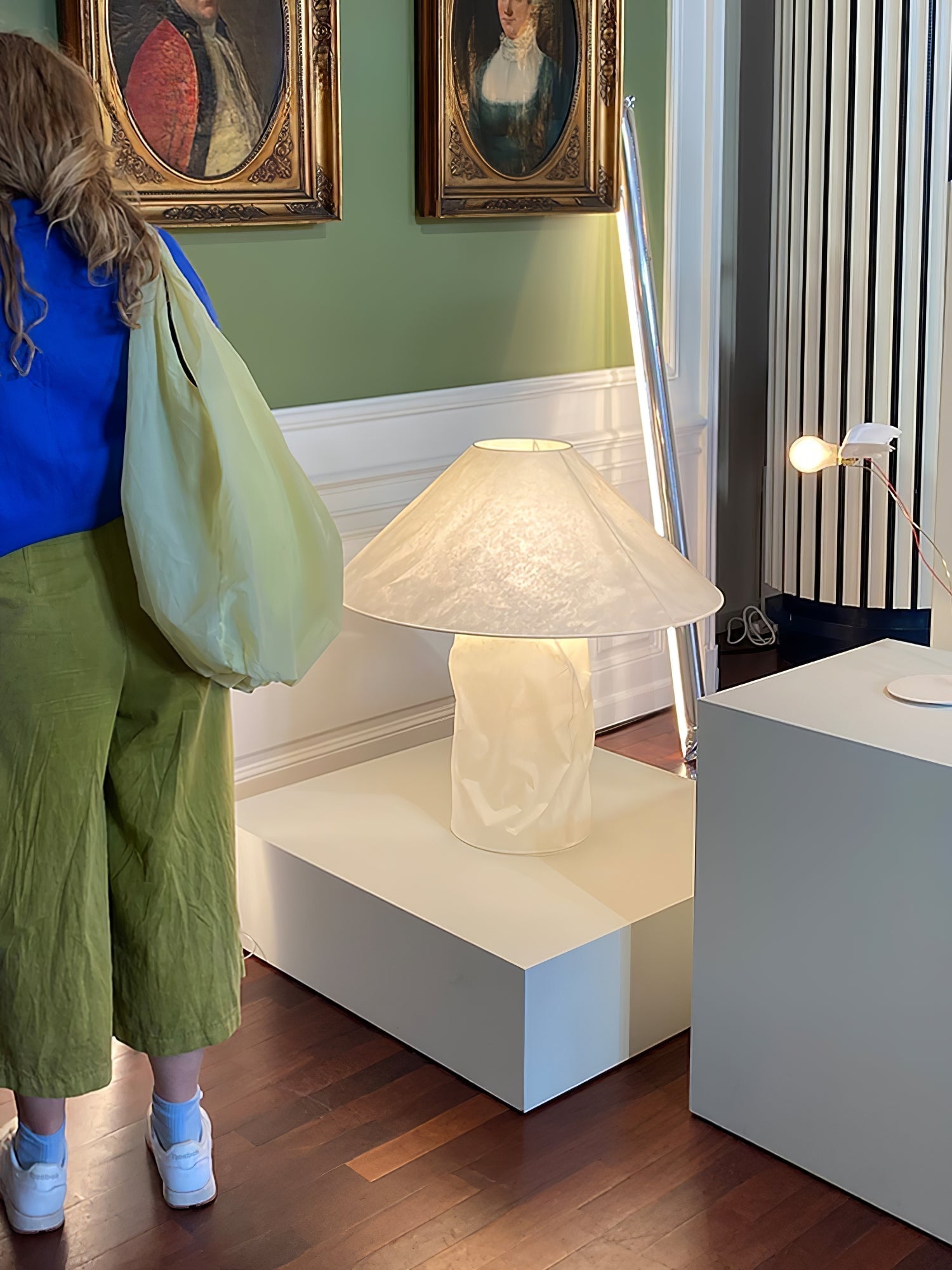 Aerius Paper Artistic Table Lamp - Neutral Decor