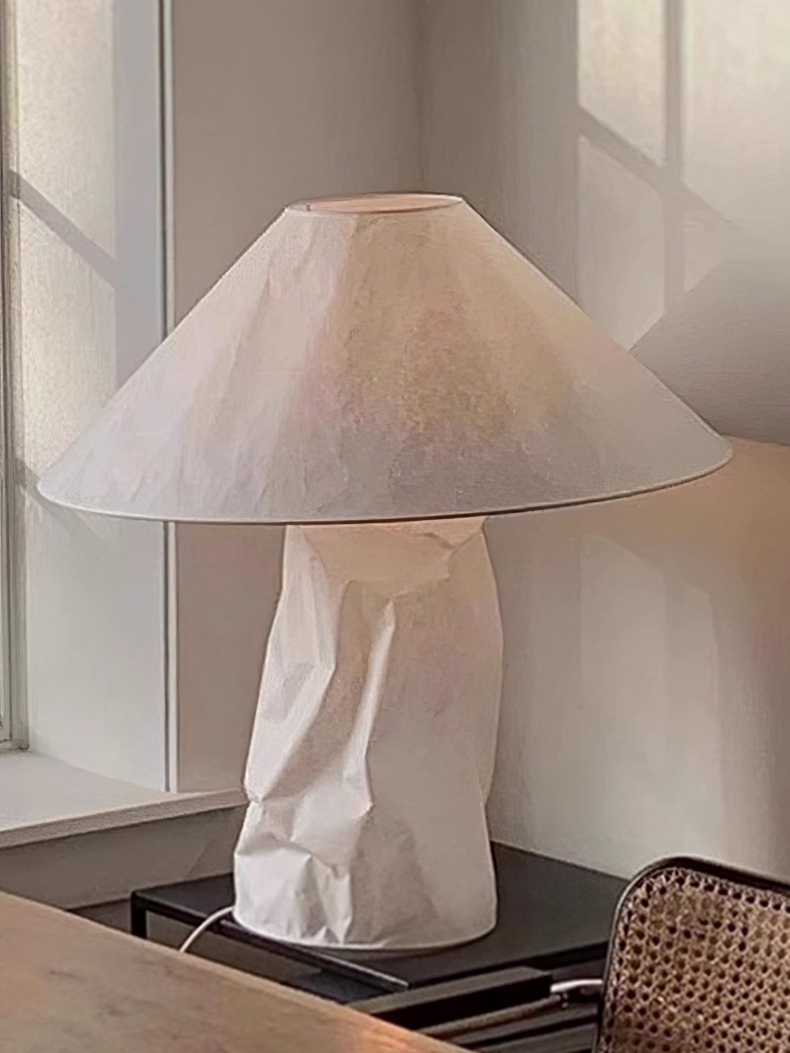 Lalemu Paper Artistic Table Lamp