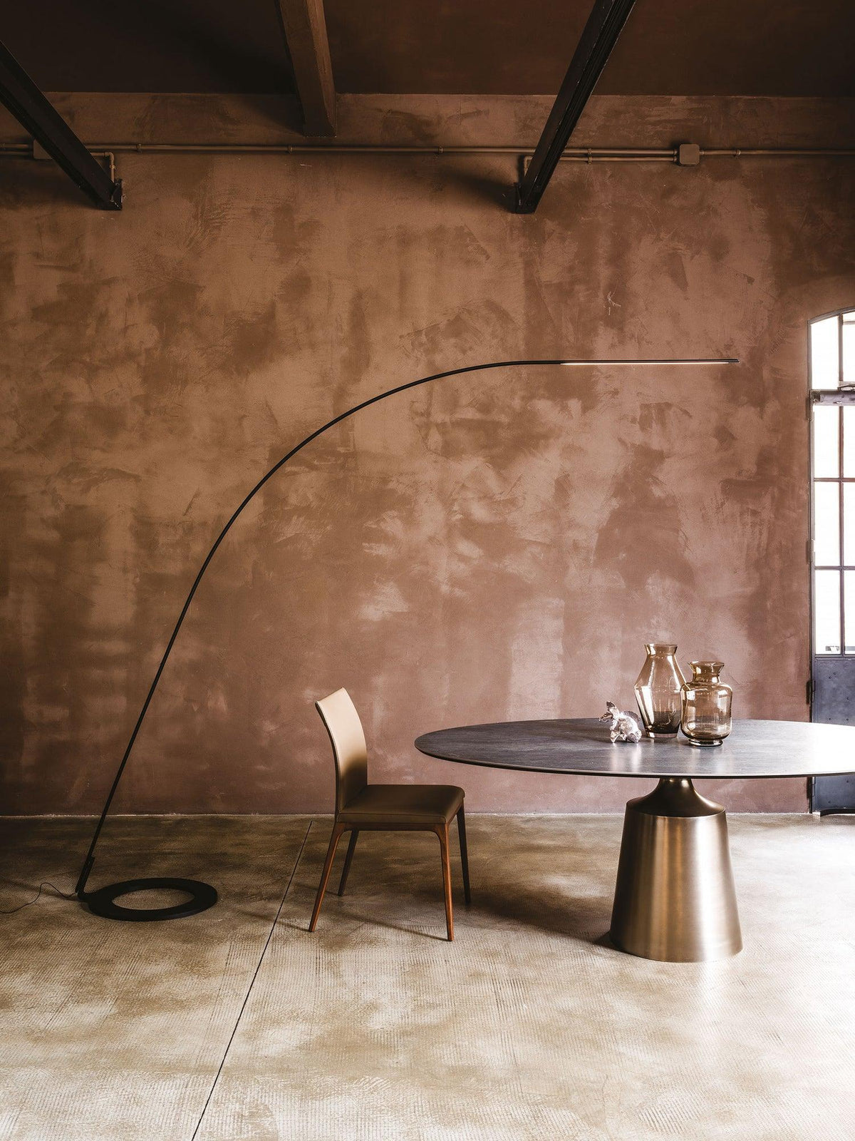 Aurmaril Sculptural Floor Lamp