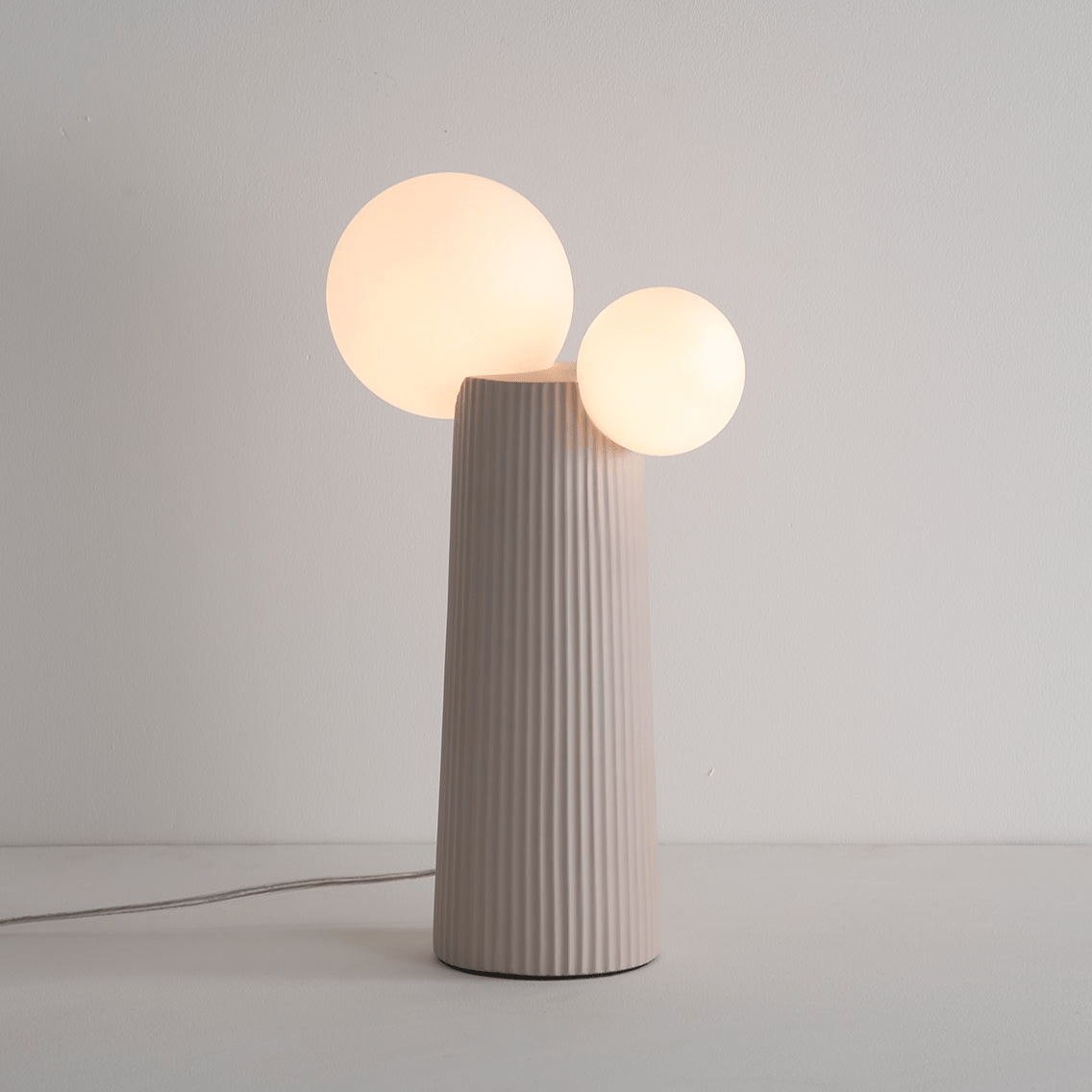 Zenithre Resin Plastic Table Lamp