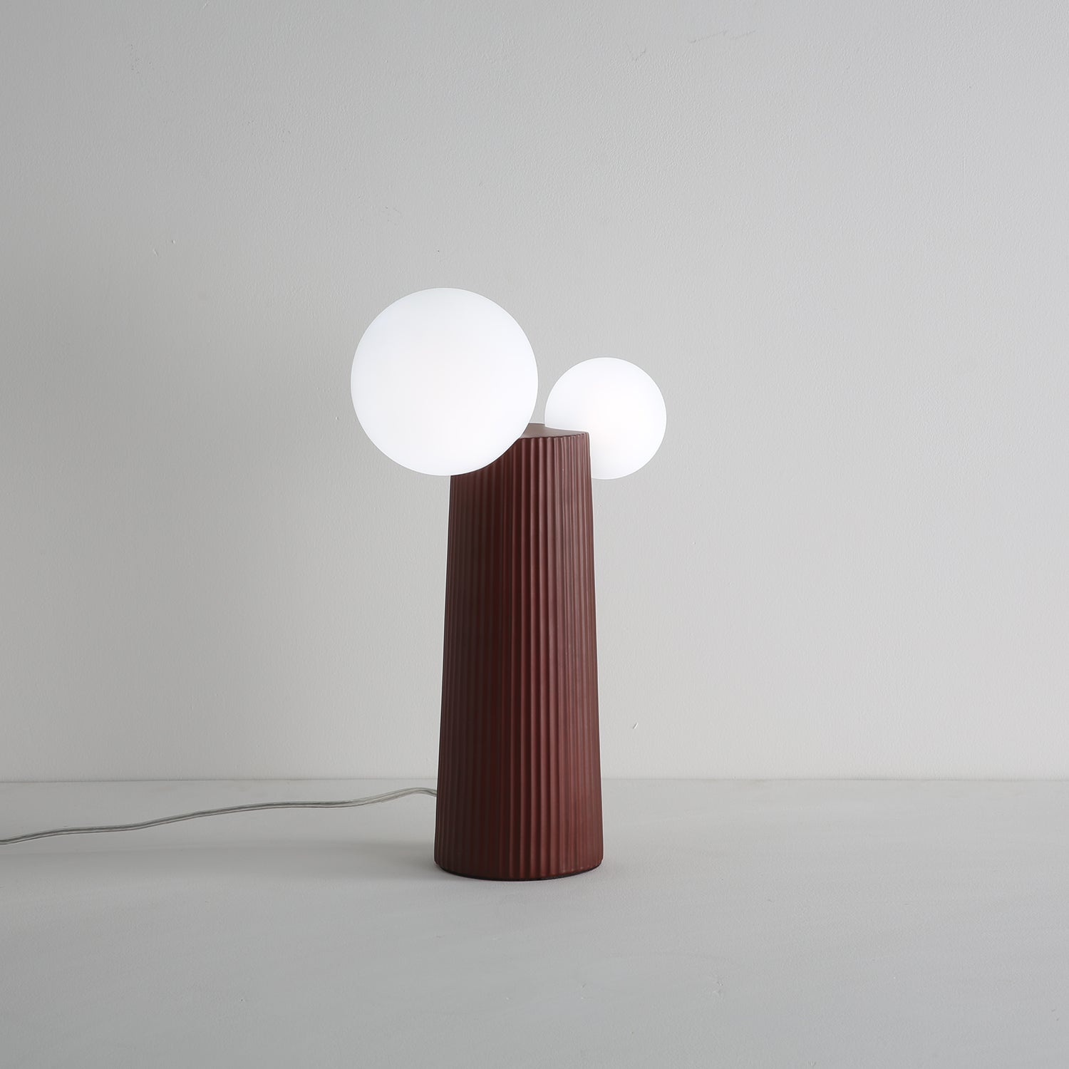 Zenithre Resin Plastic Table Lamp