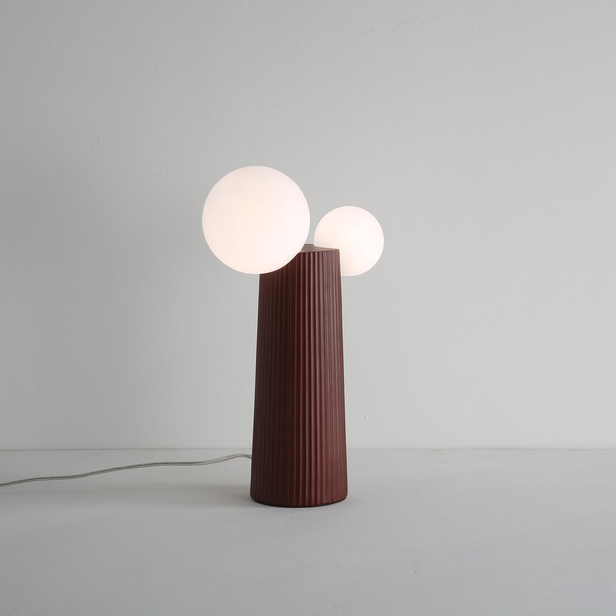 Zenithre Resin Plastic Table Lamp
