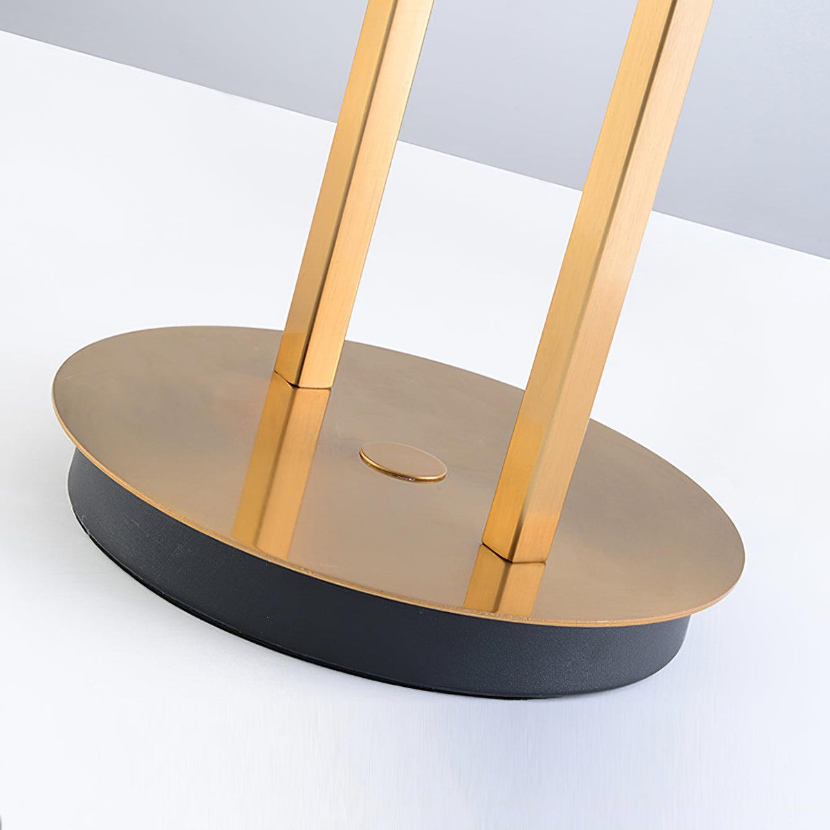 Teriinira Modern Metlal Table Lamp