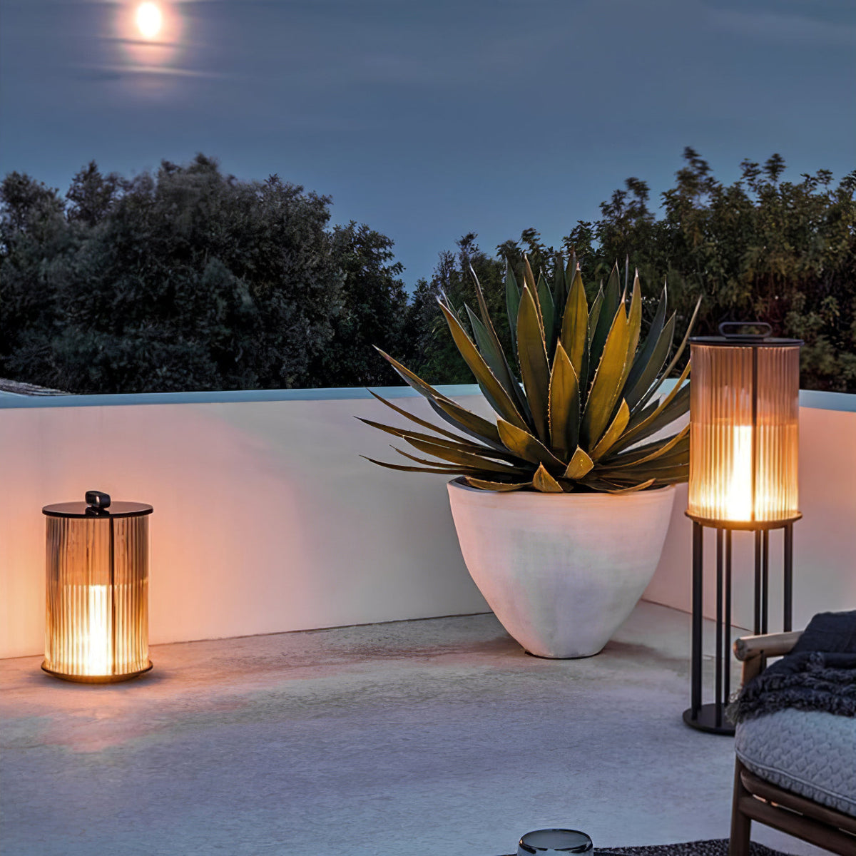 Niri Steel Acrylic Minimalist Floor Lamp