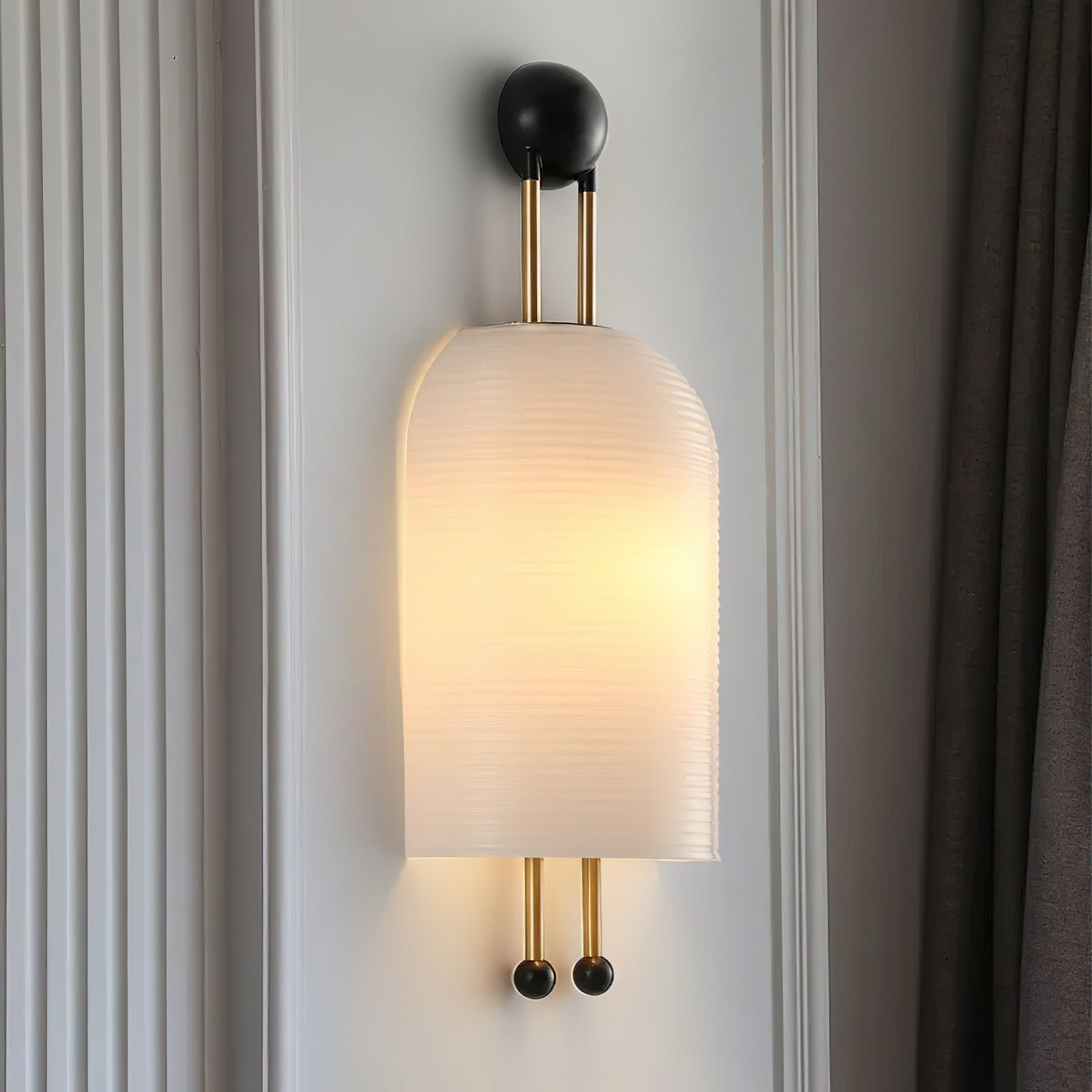 Zelaeora Wall Lamp