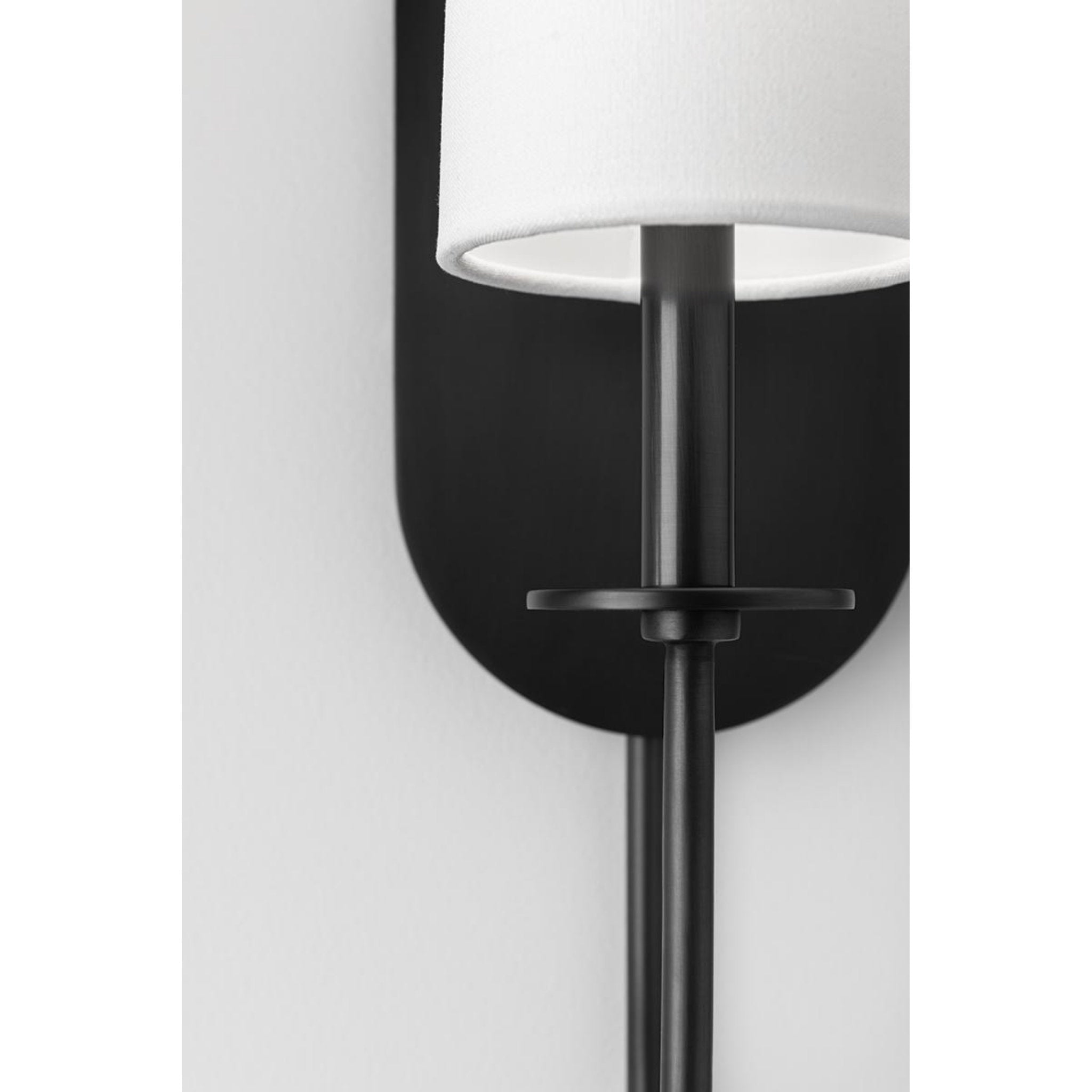 Voloraris Wall Lamp