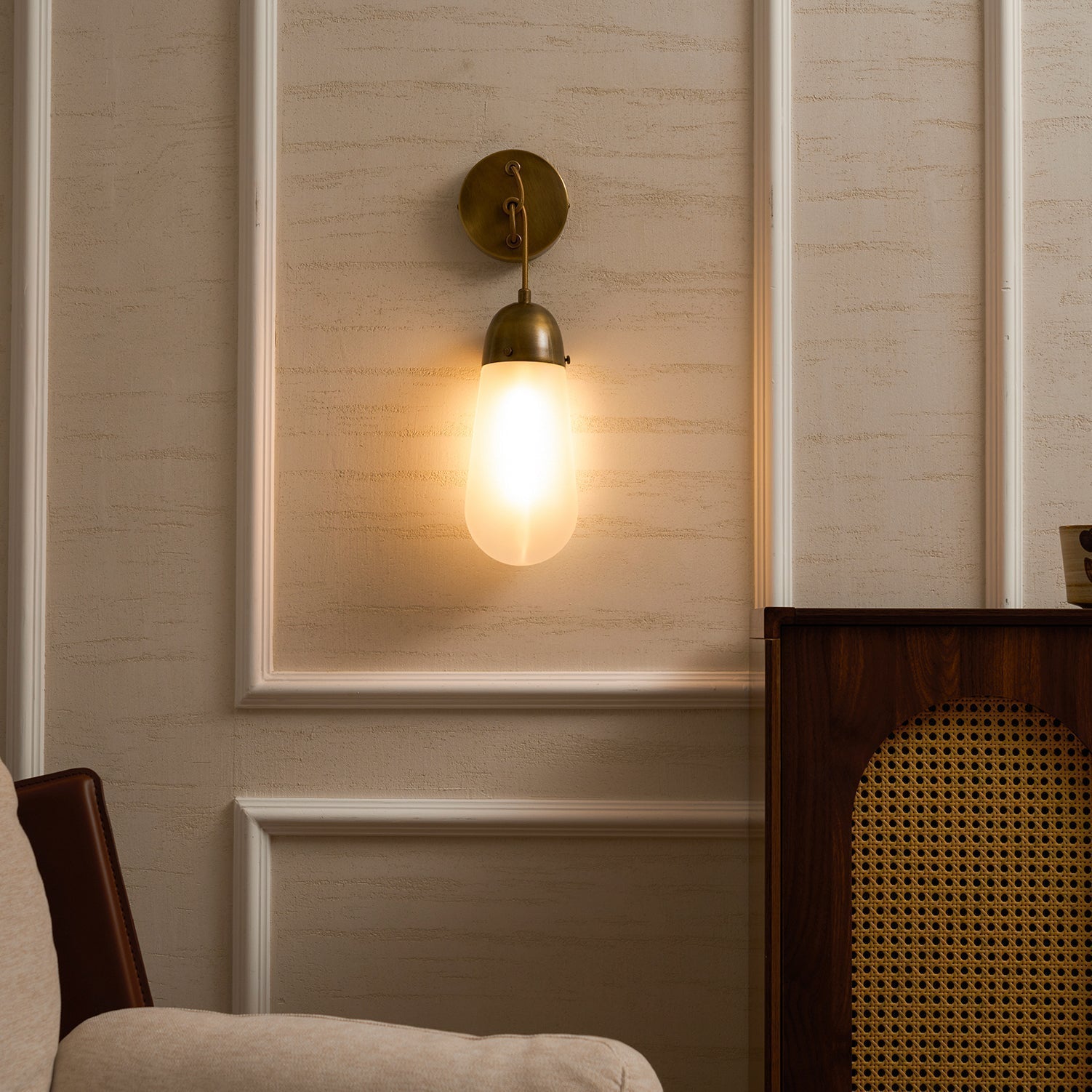 Oreloette Wall Lamp