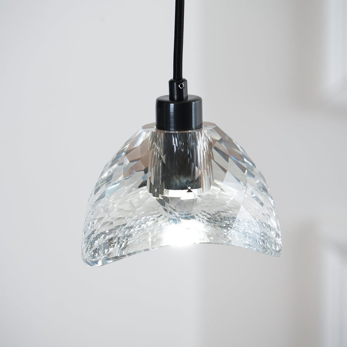 Syvinor Premium Nordic Art Glass Pendant Lamp