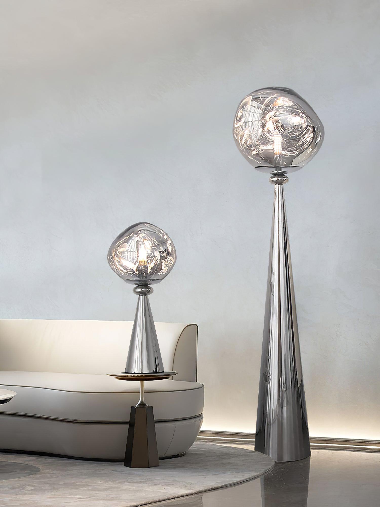 Unoril Artisan PVC Desk Lamp