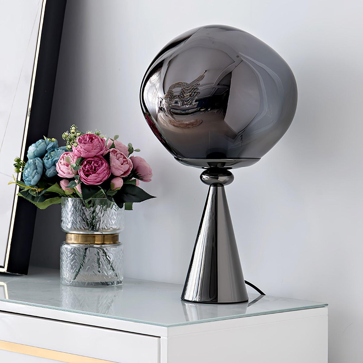 Unoril Artisan PVC Desk Lamp