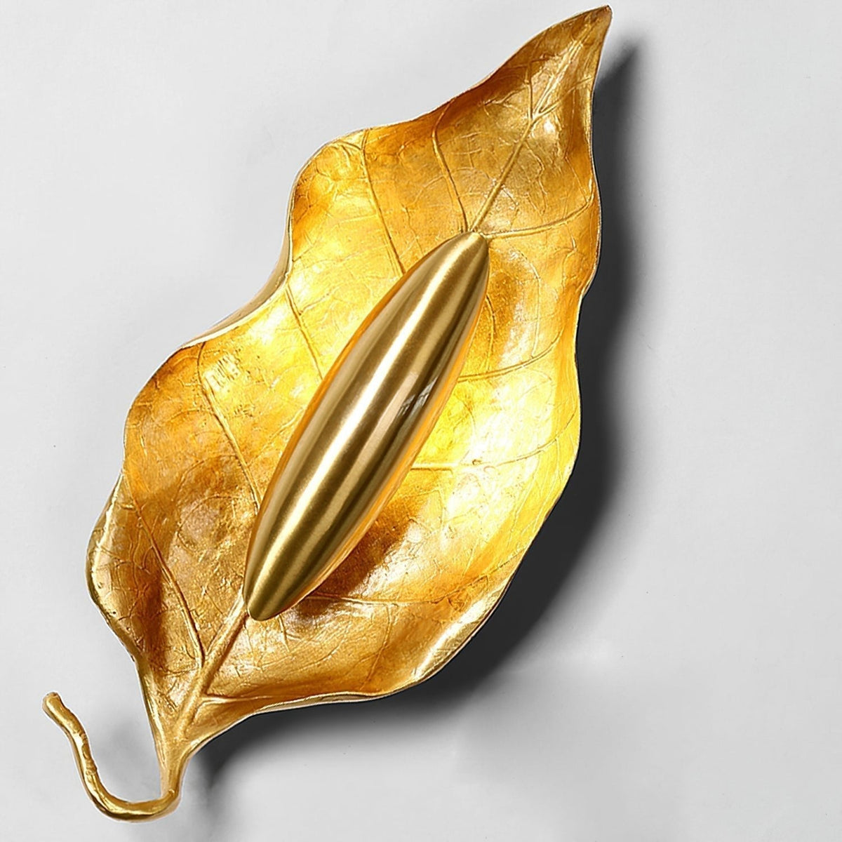 Corsel Nordic Art Leaf Brass Wall Lamp