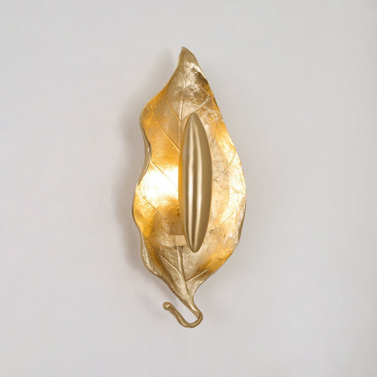 Corsel Nordic Art Leaf Brass Wall Lamp