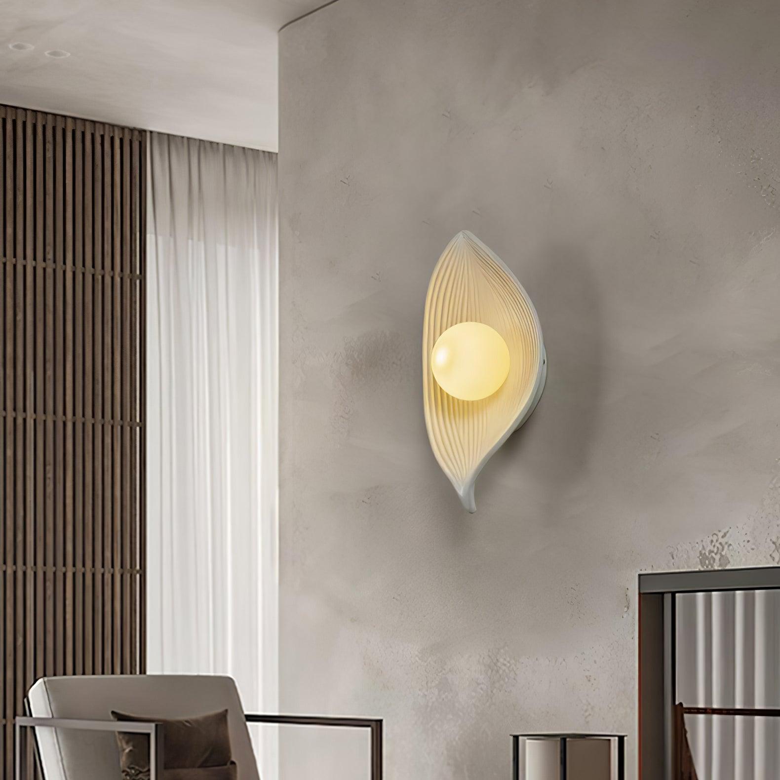 Lirixa Leaf Canoe Resin Sconce Wall lamp