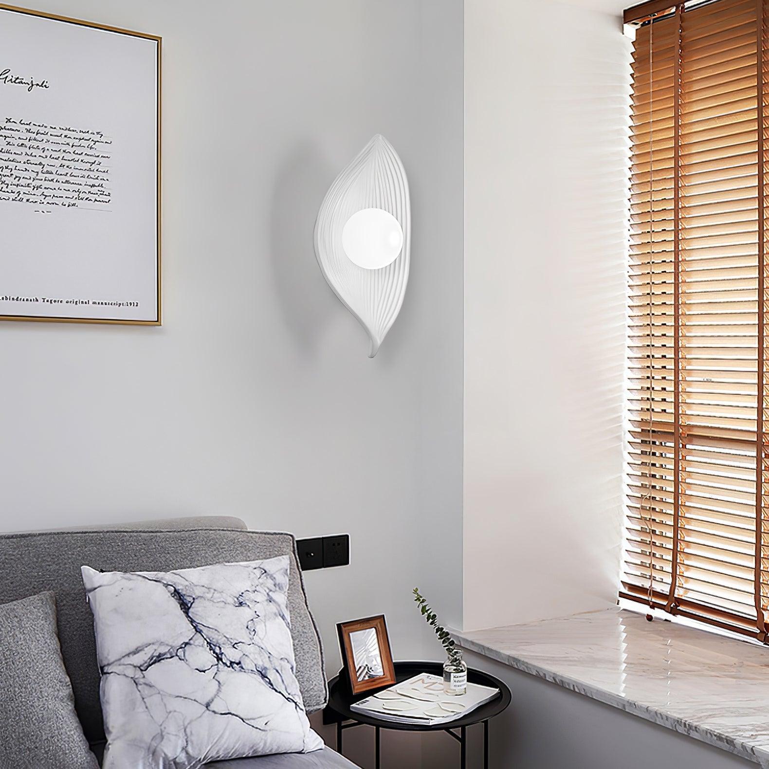 Lirixa Leaf Canoe Resin Sconce Wall lamp