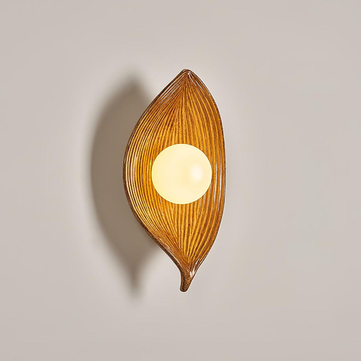 Lirixa Leaf Canoe Resin Sconce Wall lamp