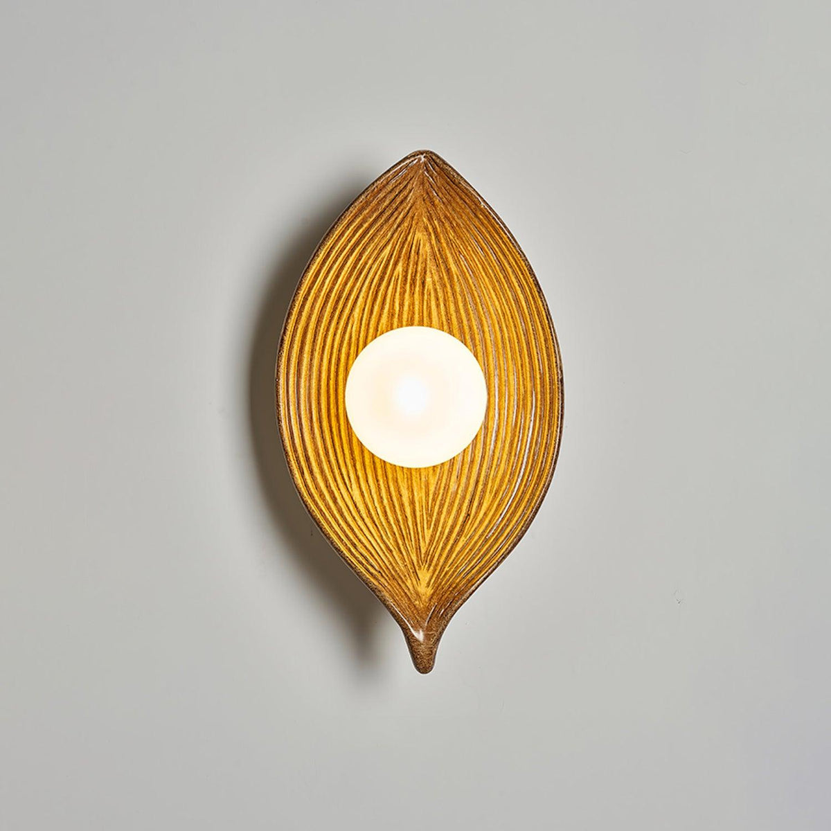 Lirixa Leaf Canoe Resin Sconce Wall lamp