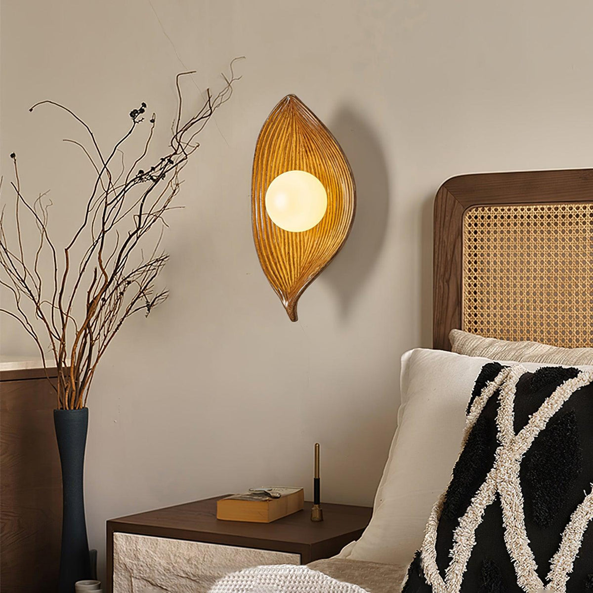Lirixa Leaf Canoe Resin Sconce Wall lamp