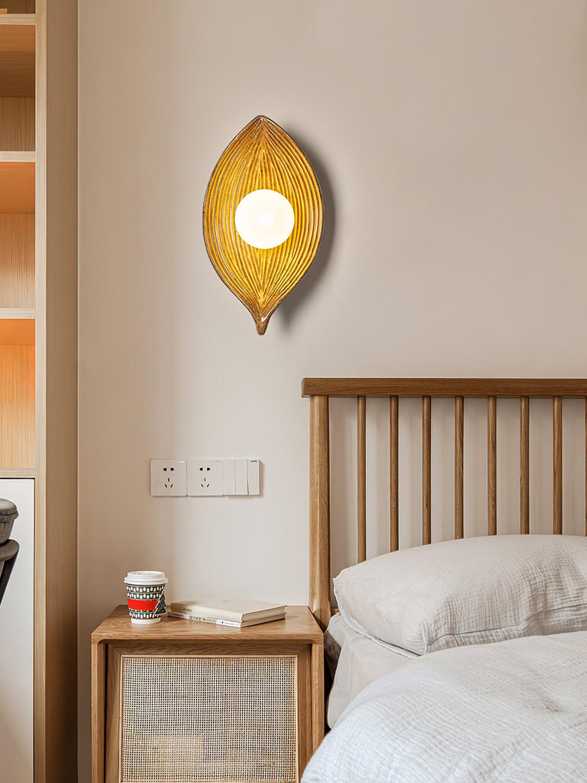 Lirixa Leaf Canoe Resin Sconce Wall lamp