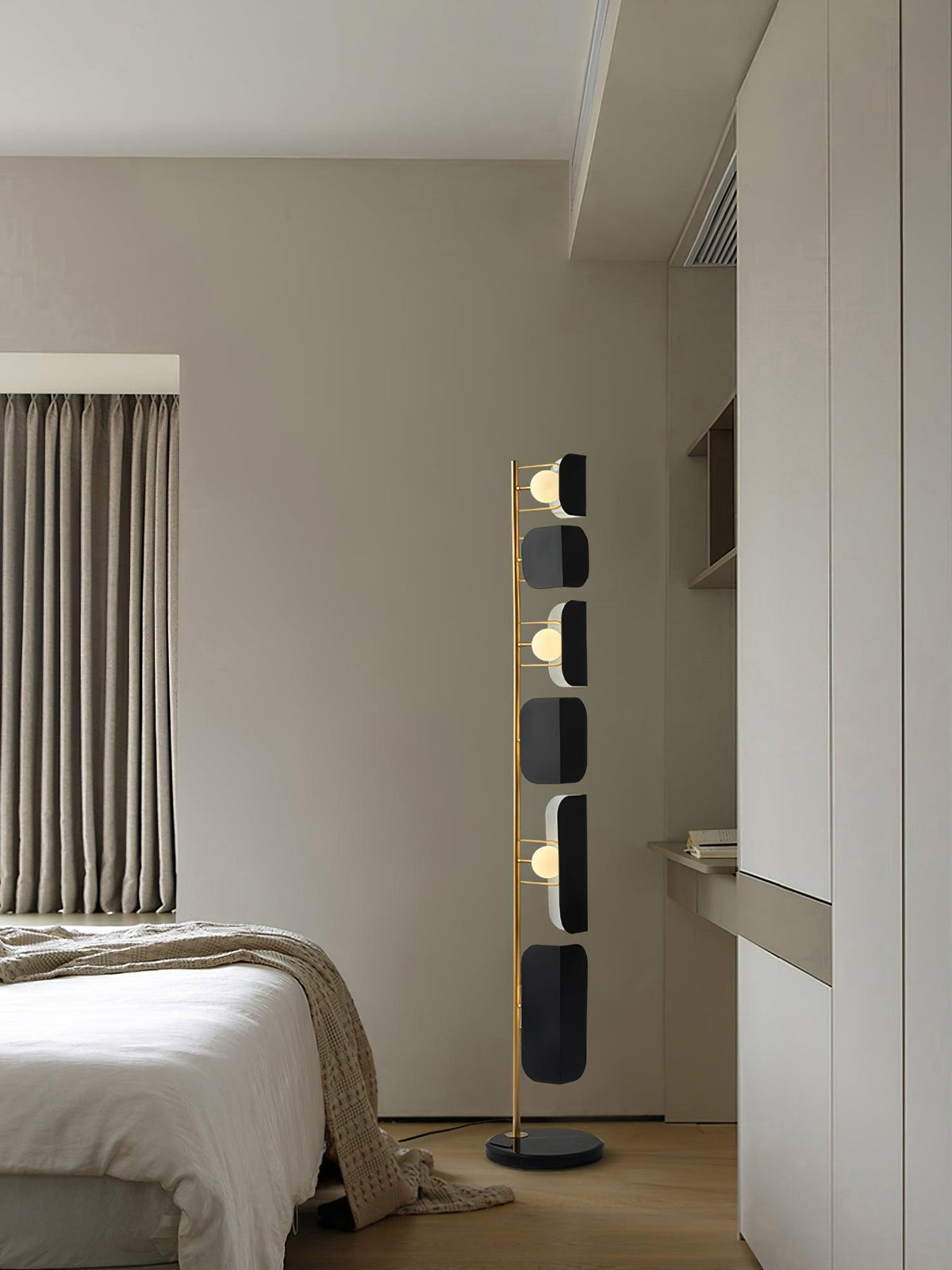 Catharil Modern Geometric Floor Lamp