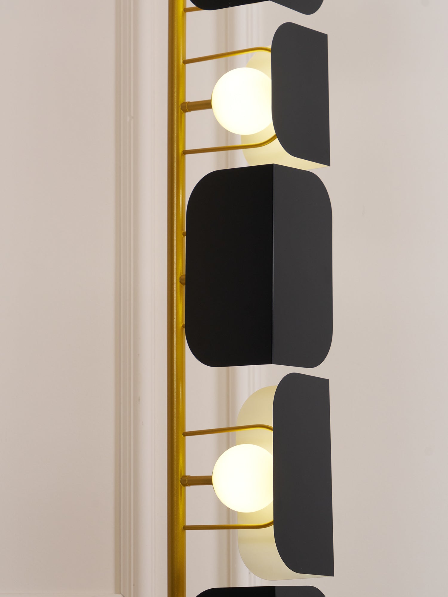 Catharil Modern Geometric Floor Lamp