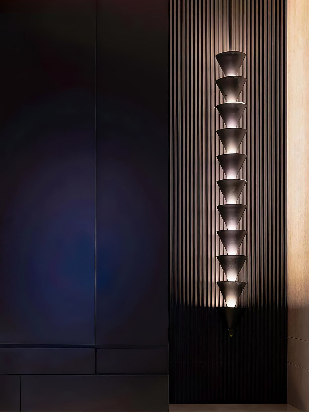 Yrathen Modern Minimalist Pendant Light