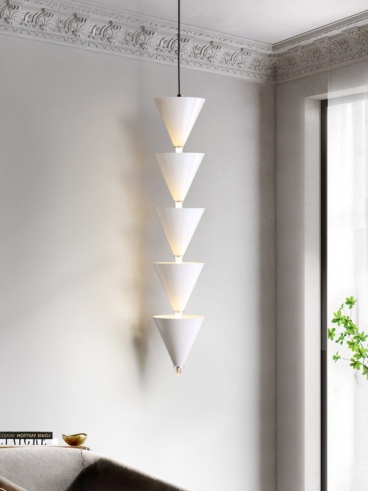 Yrathen Modern Minimalist Pendant Light