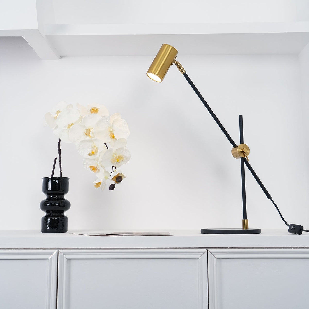 Ivpharil Frosted Floor Lamp