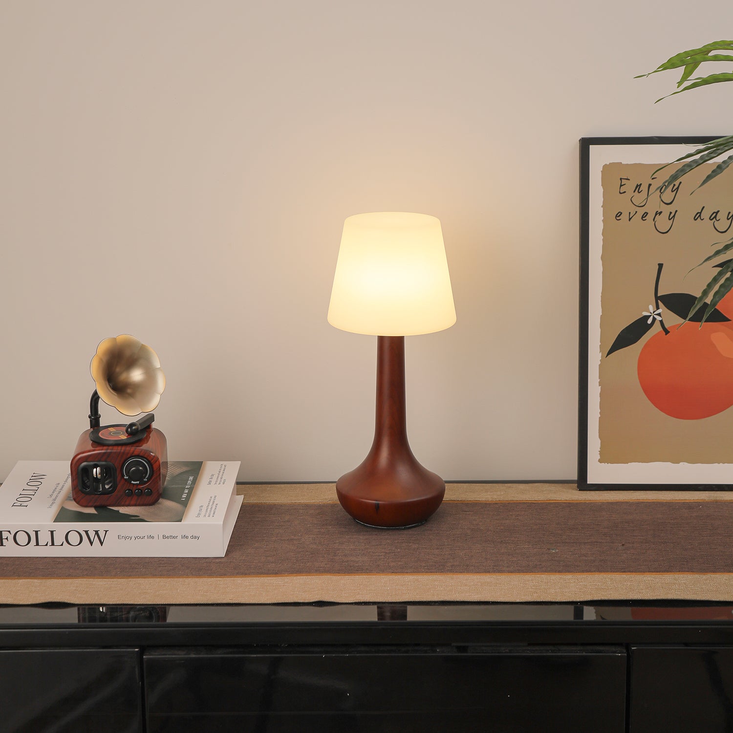 Bello Wooden Retro Table Lamp