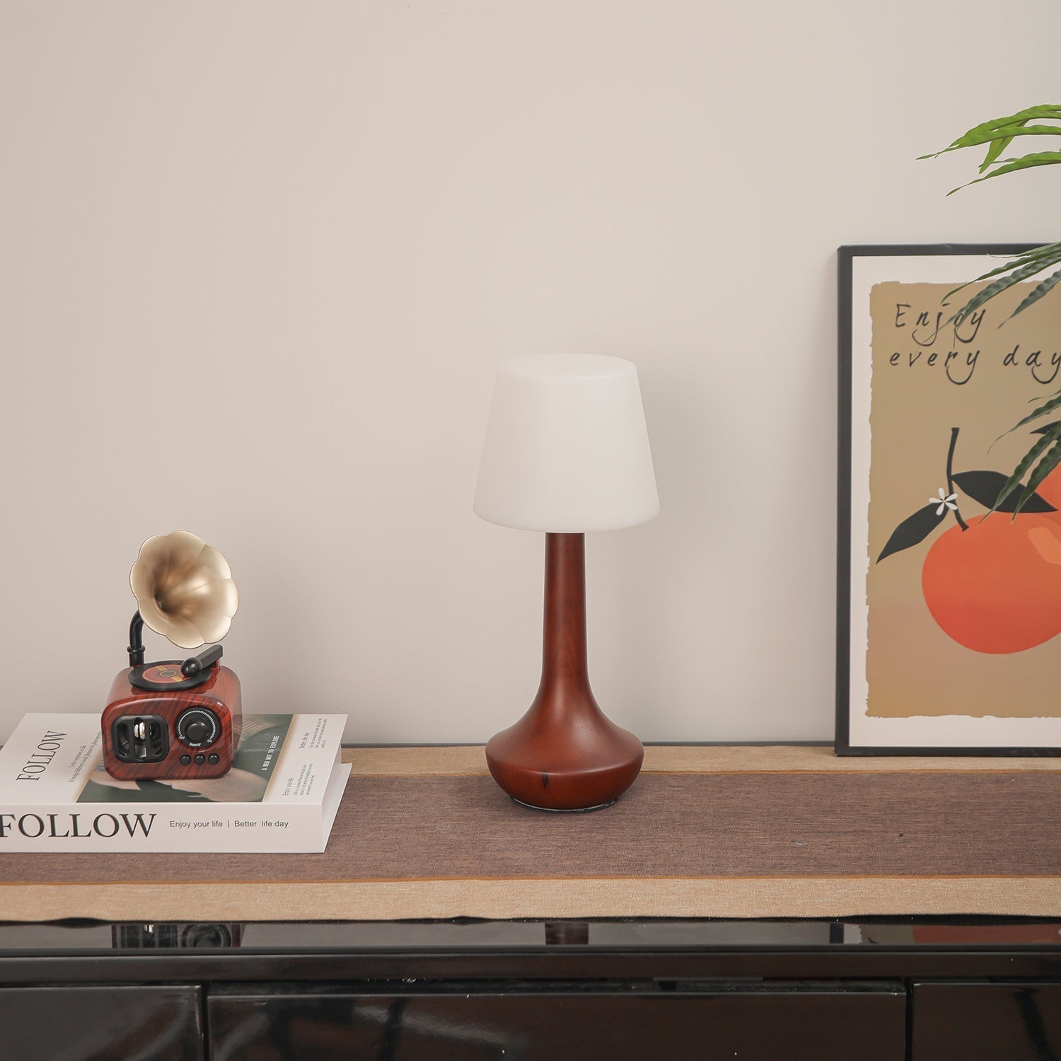 Bello Wooden Retro Table Lamp