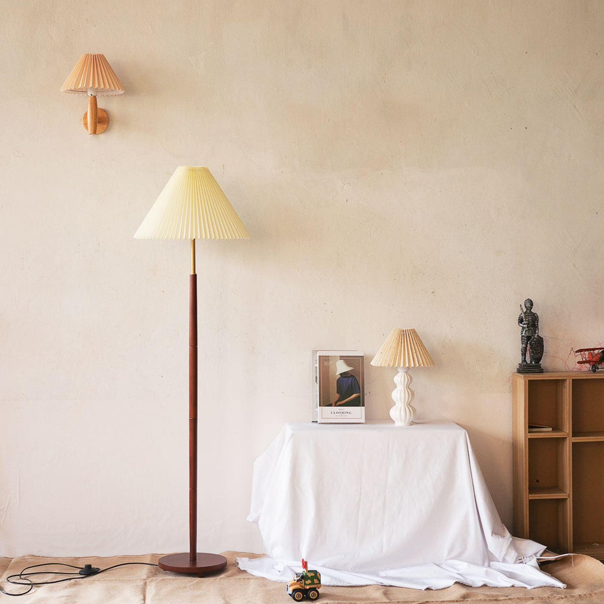 Hart Vintage Fabric Table lamp