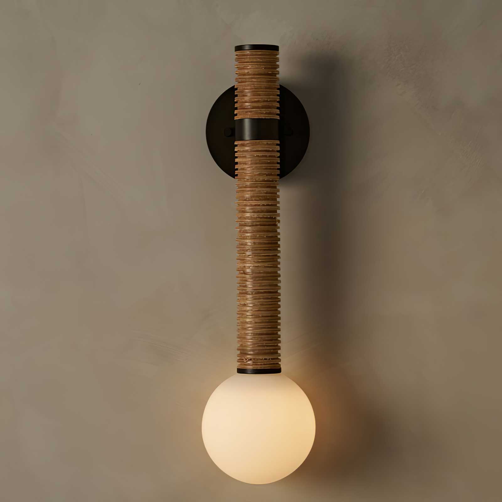 Noriielle Minimalist Wall Lamp