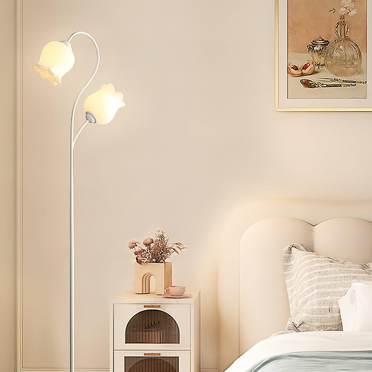 Zevelil Floral Floor Lamp
