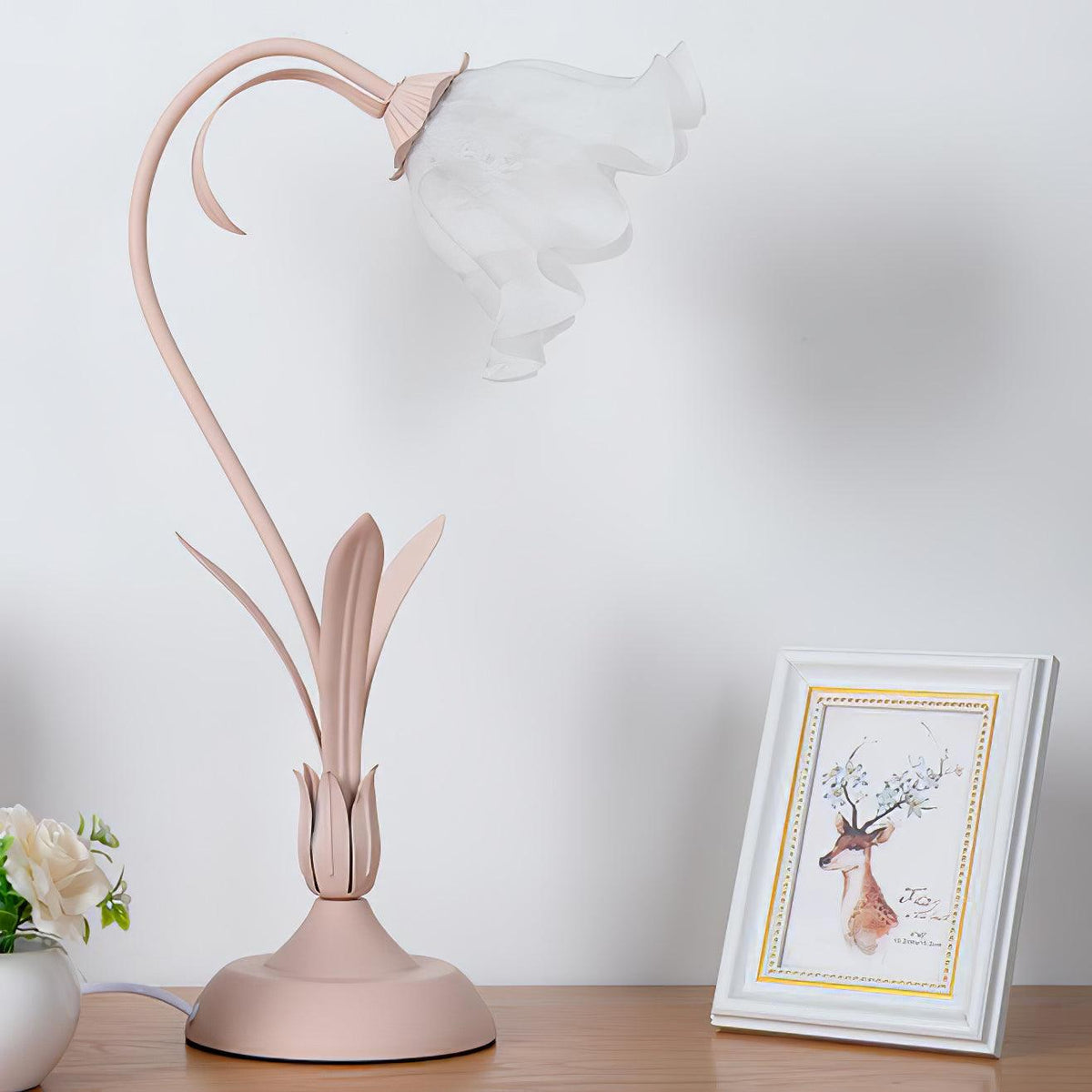 Zorien Acrylic Floral Table Lamp