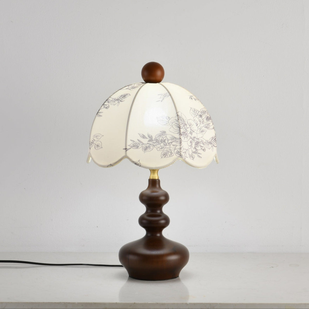 Cirirette Vintage Table Lamp
