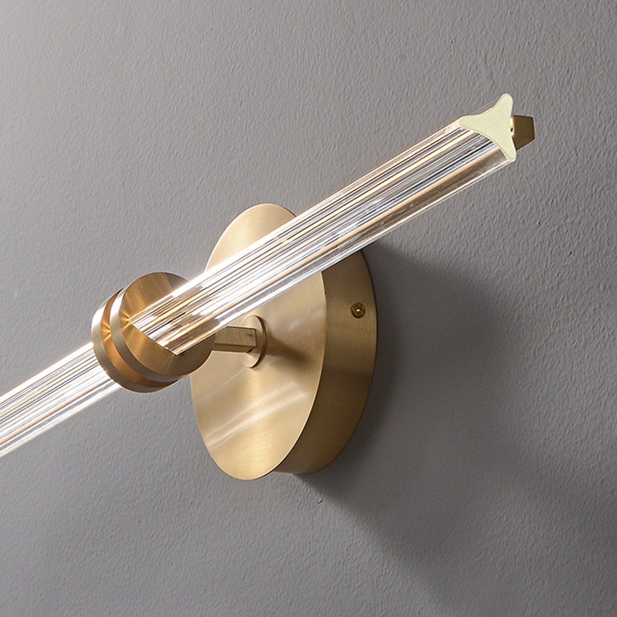 Orineraria Minimalist Metal Linear Wall Lamp