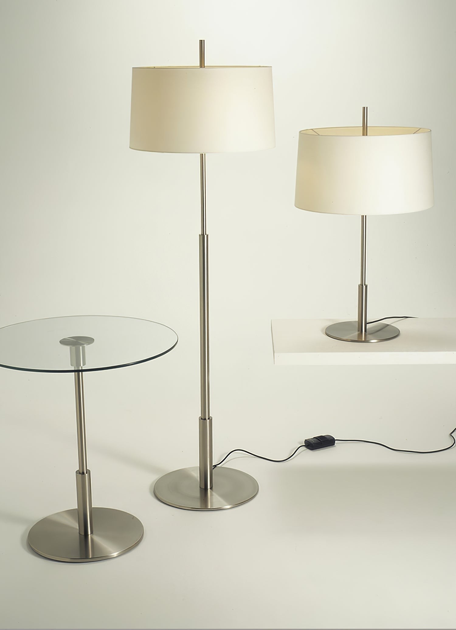 Brooks Minimalist Floor Lamp
