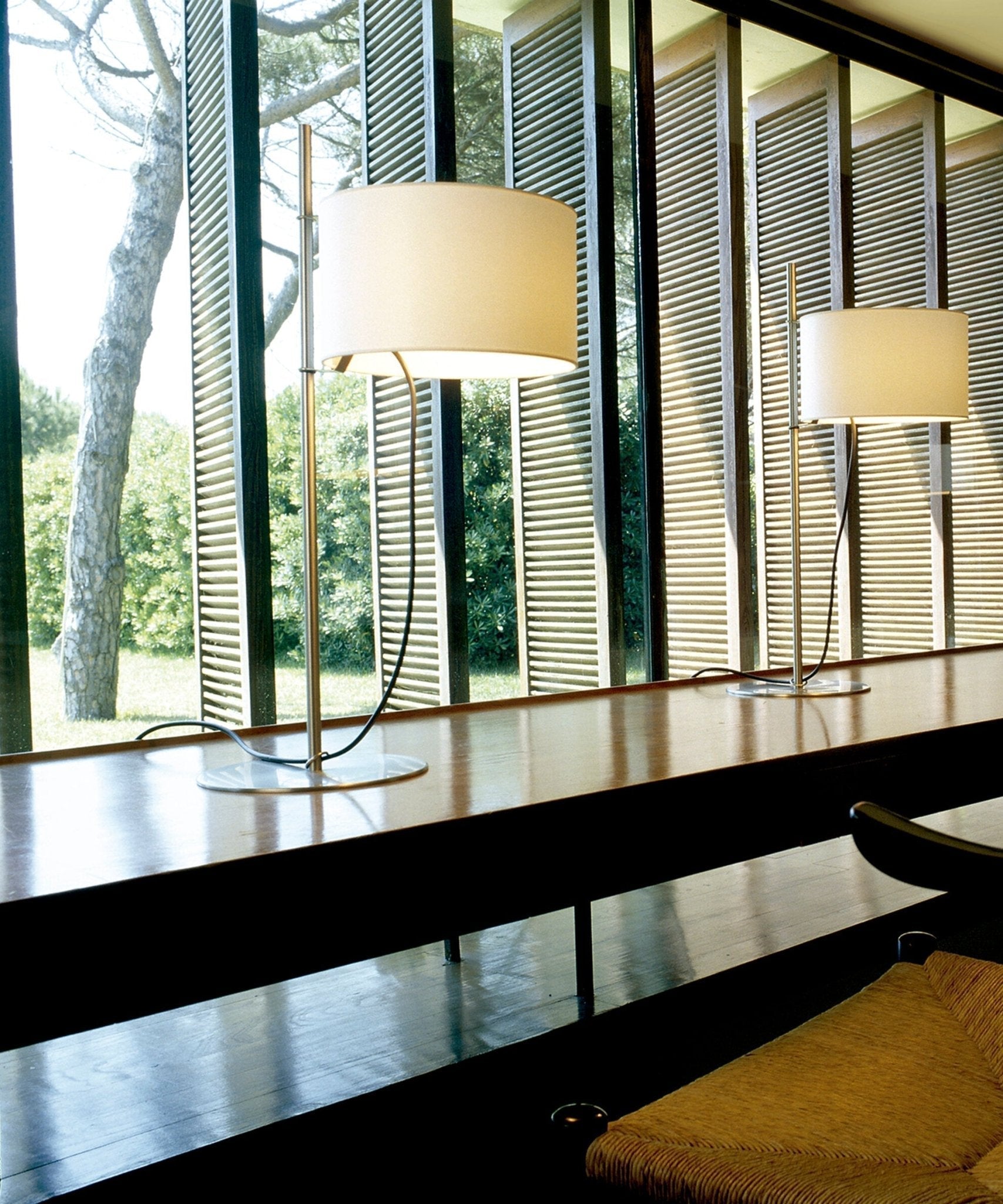 Landon Minimalist Table Lamp