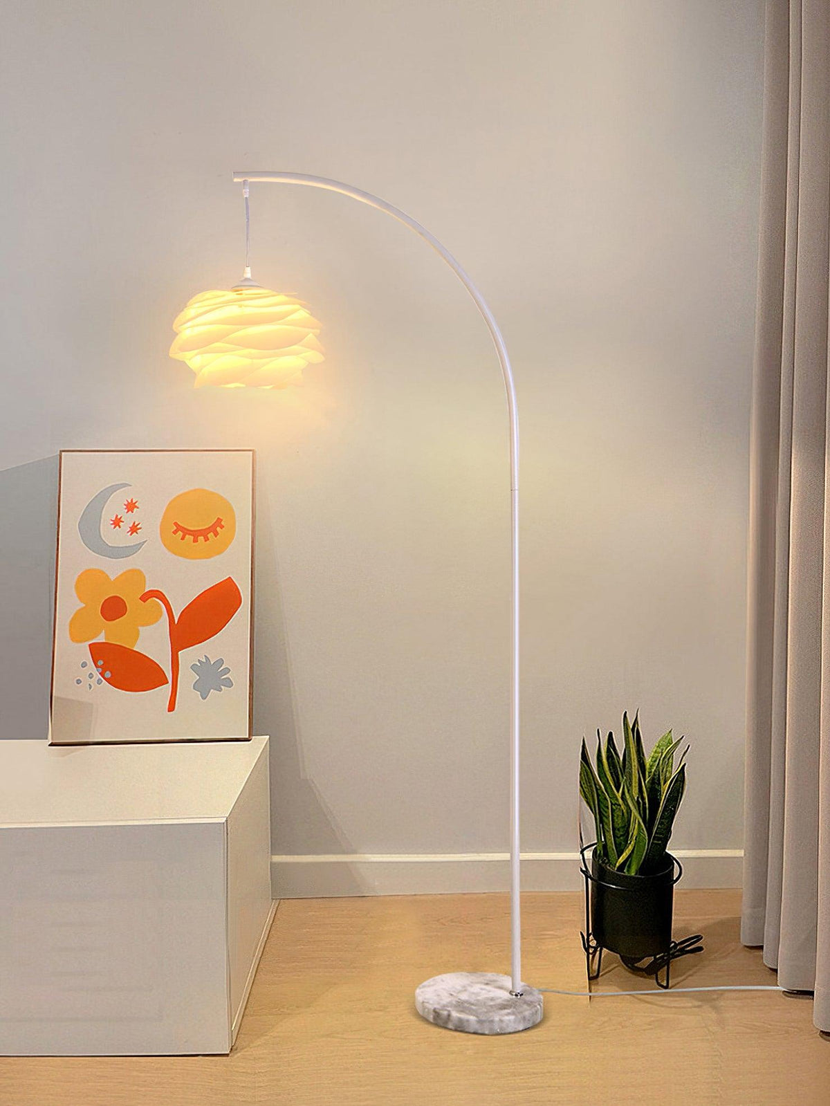 Reneena Modern Floor Lamp