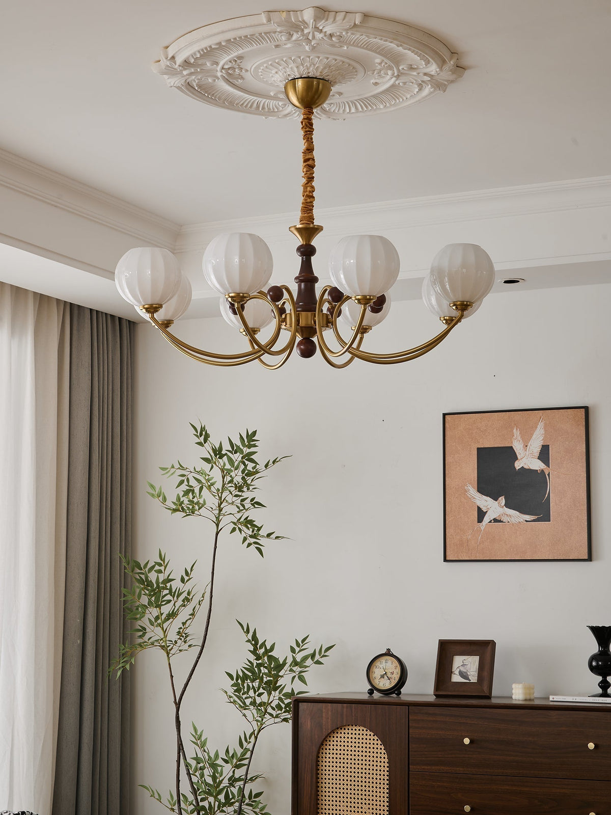 Omirara Traditional Elegance Vintage Wood Chandelier