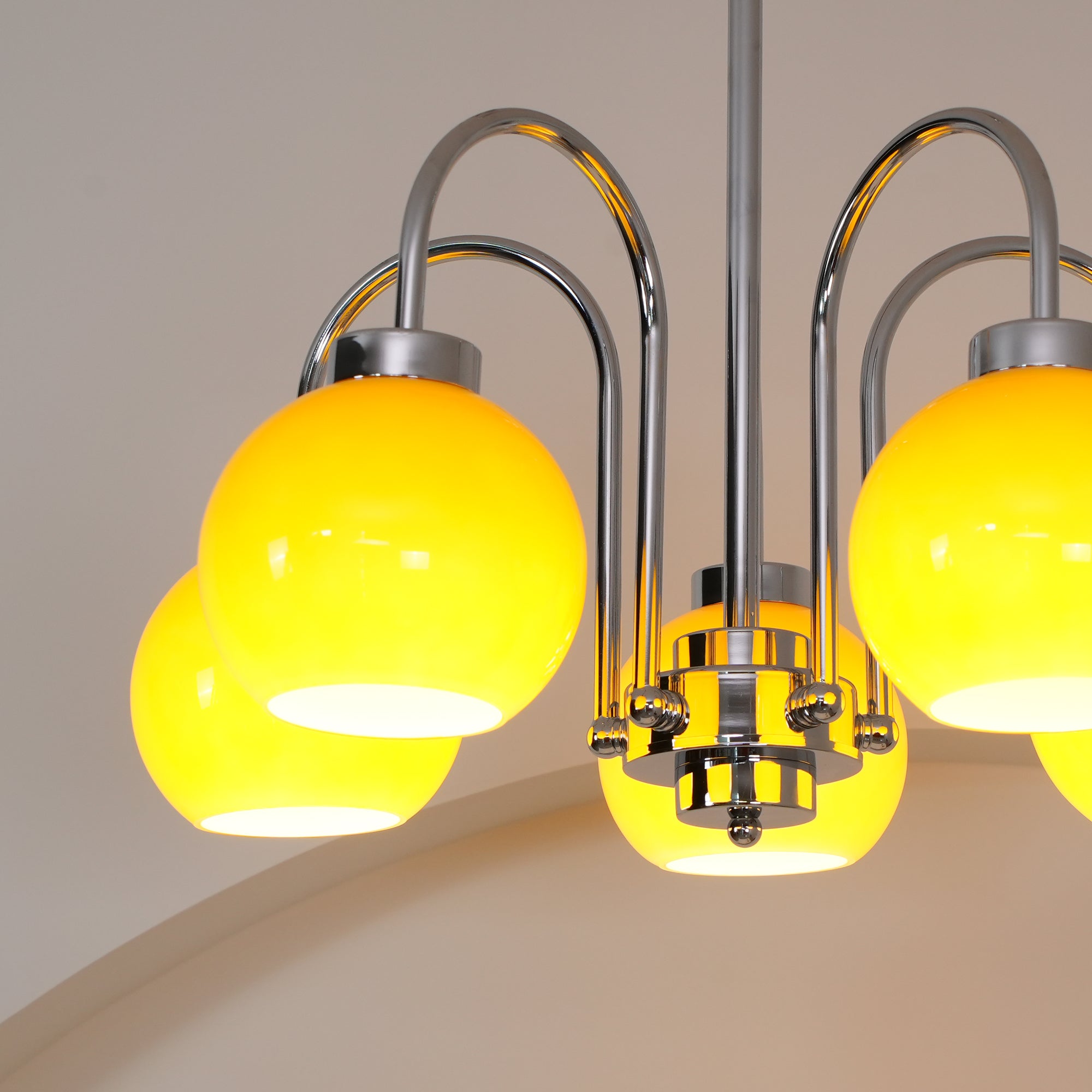 Liororian Chandelier Yellow Glass Globes