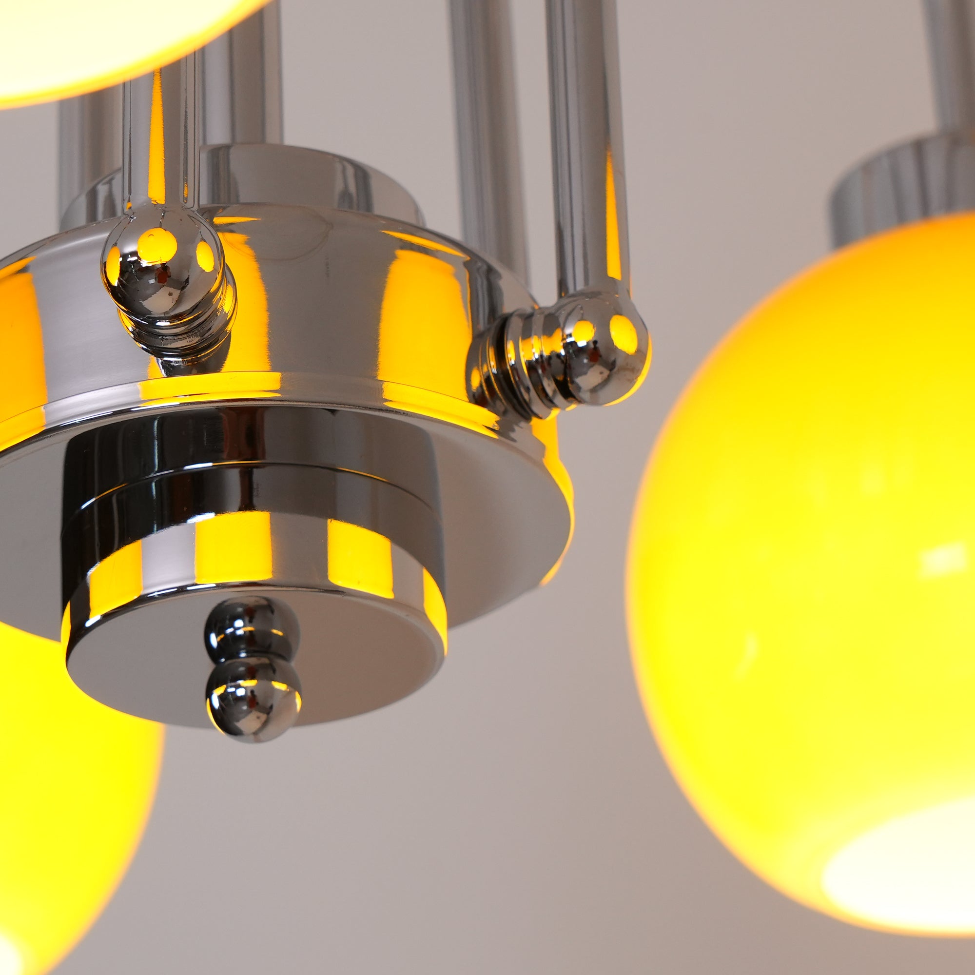 Liororian Chandelier Yellow Glass Globes