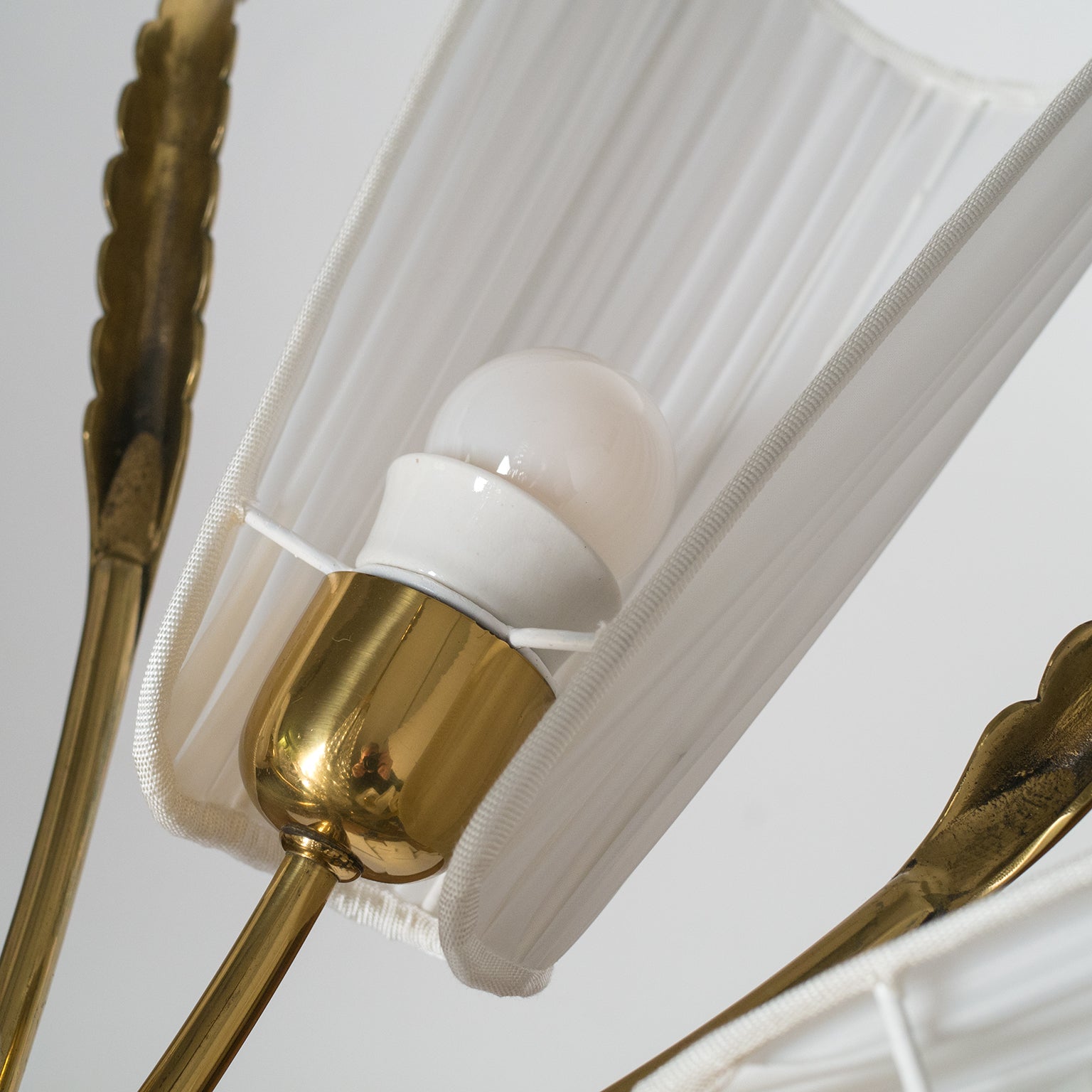 Rivisine Chandelier