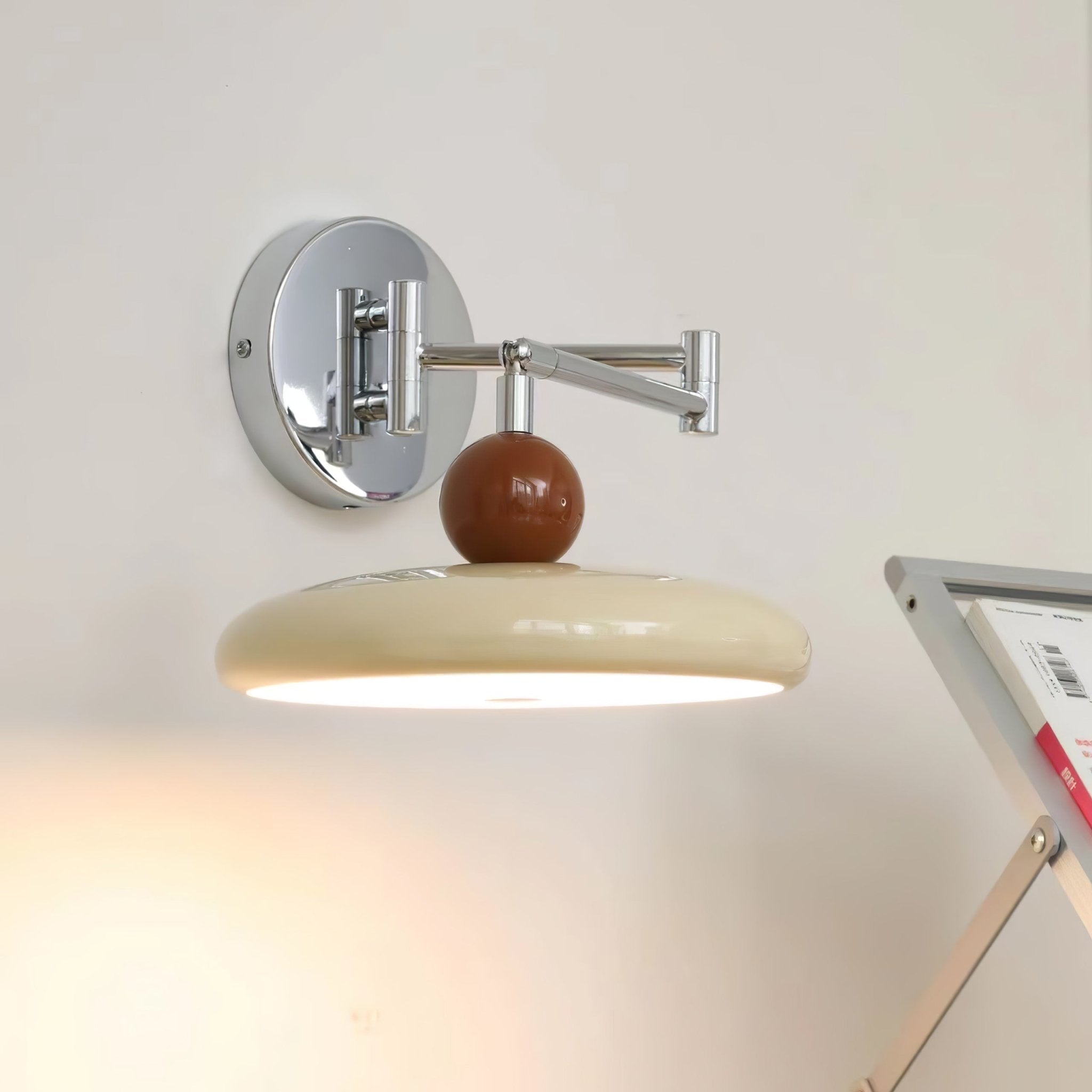 Virelse Vintage Acrylic Wall Lamp - Neutral Decor
