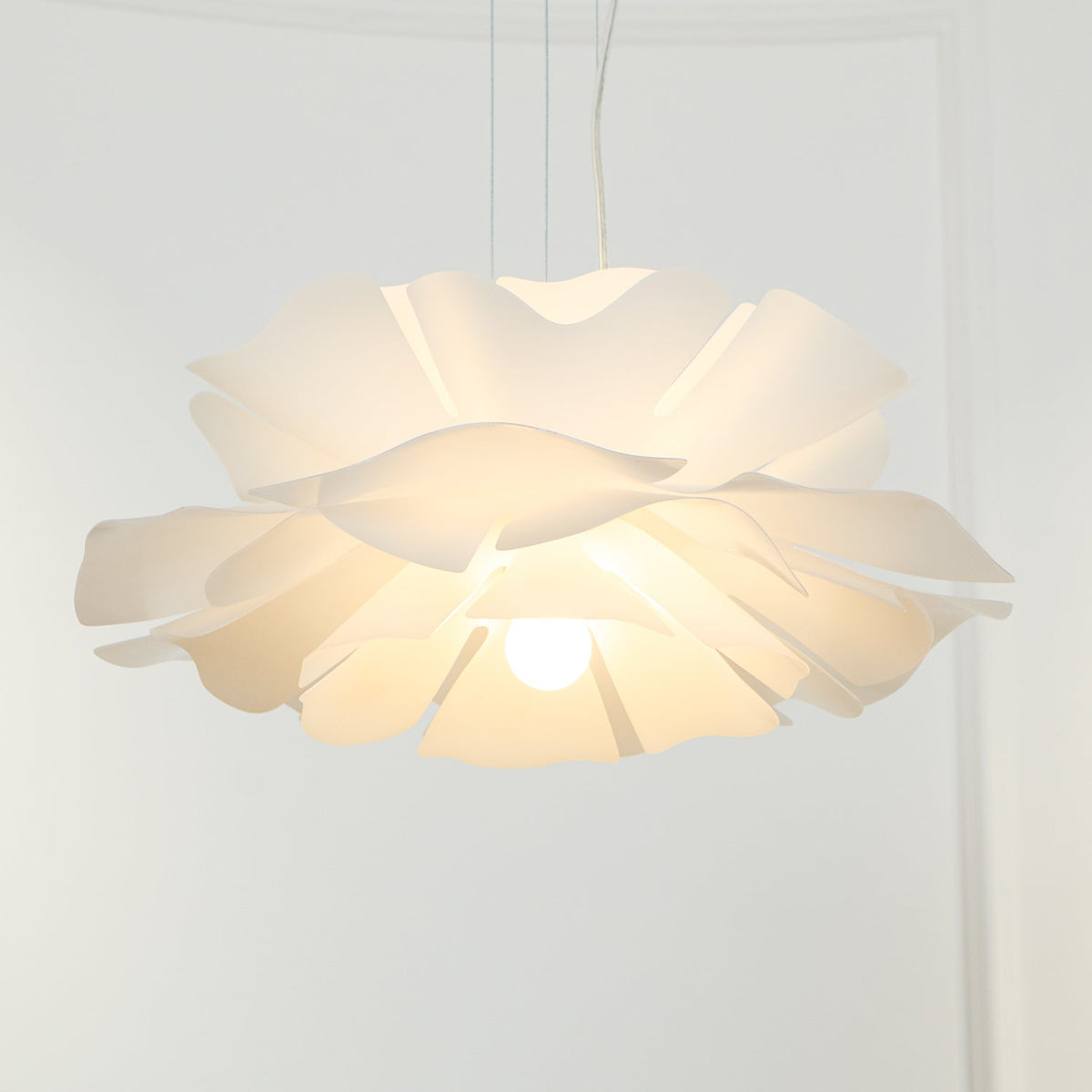 Aust Scandinavian Pendant Lamp