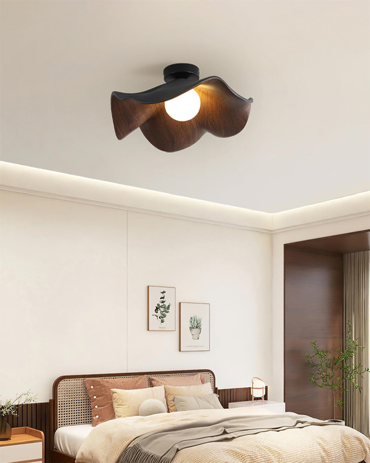 Belenor Ceiling Lamp Lotus Leaf with Wood and White Finish