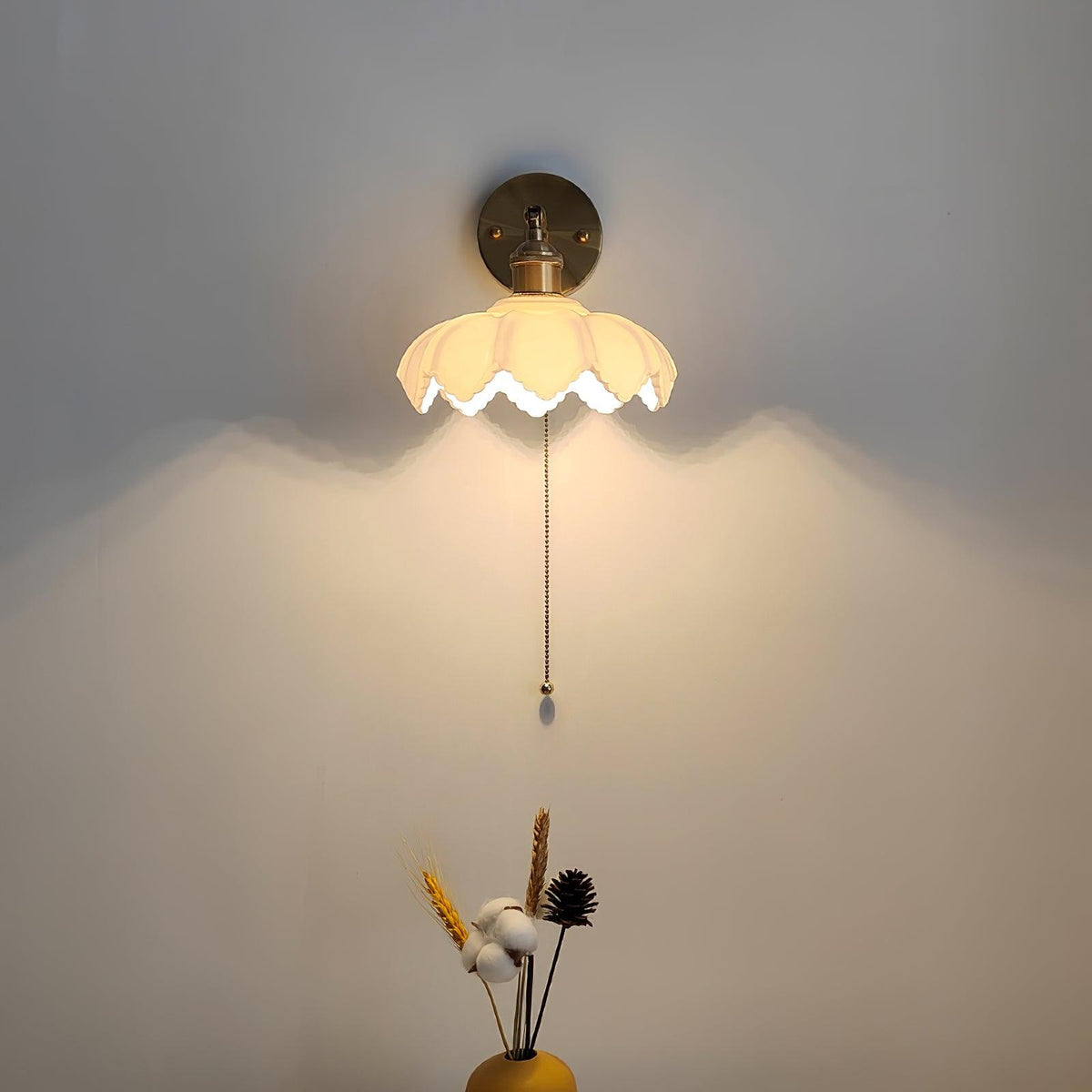Lotus Nordic Art Rotatable Glass Wall Lamp
