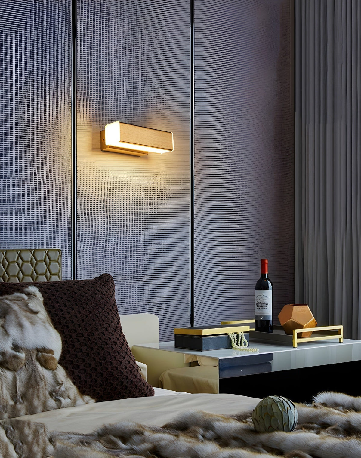 Nave Wood & Acrylic Wall Light