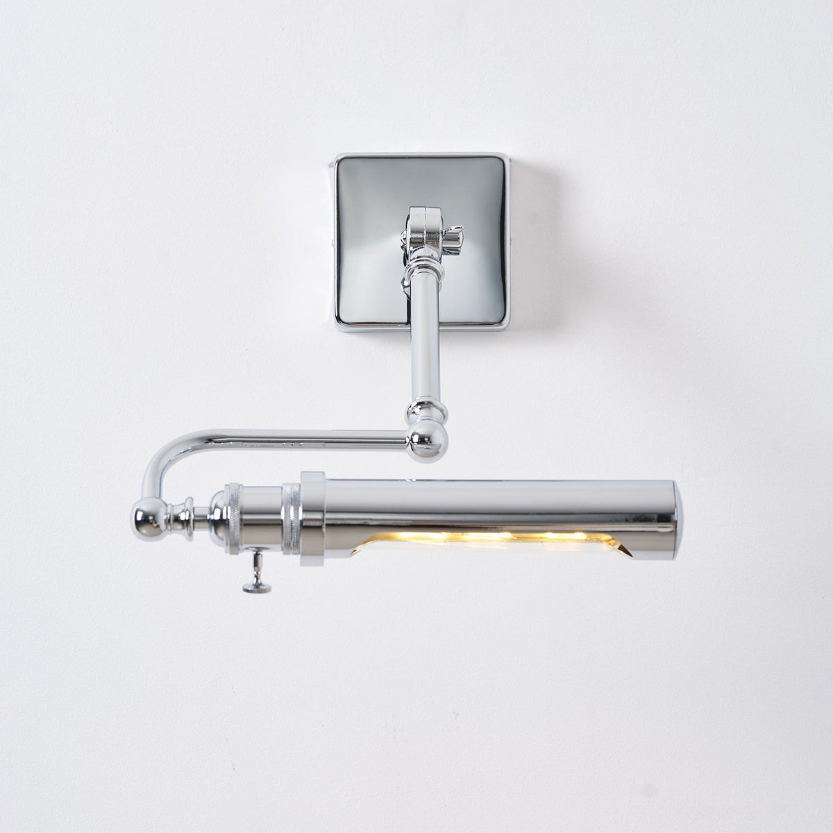 Asteron Wall Lamp
