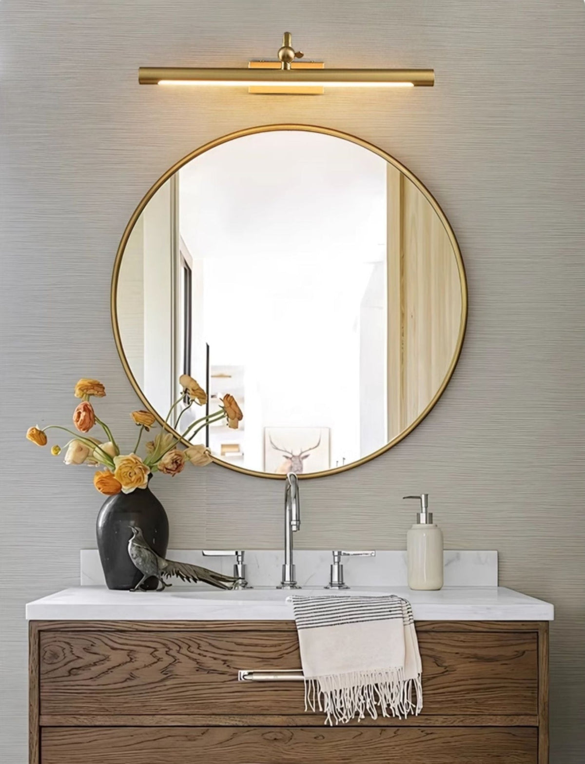 Ryvel Vanity Wall Light